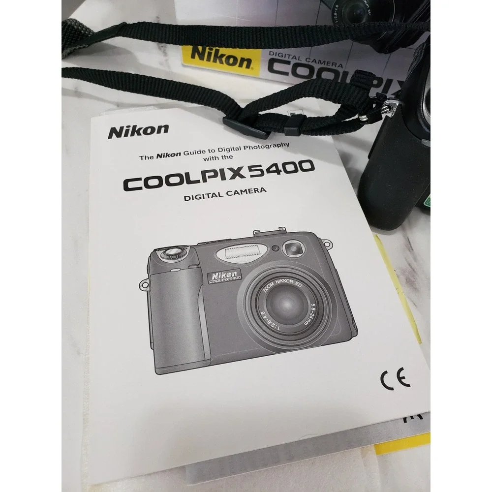 Nikon COOLPIX E5400 5.1MP Digital Camera